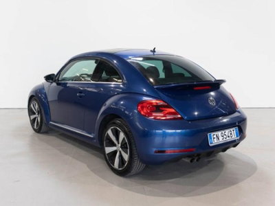 Volkswagen Maggiolino 2.0 TDI Sport (3)