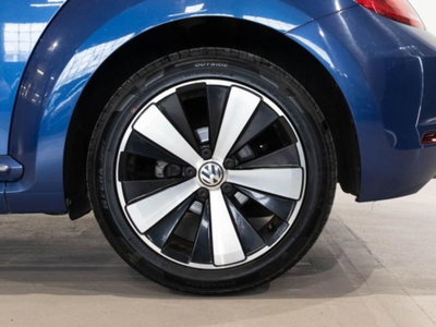 Volkswagen Maggiolino 2.0 TDI Sport (7)