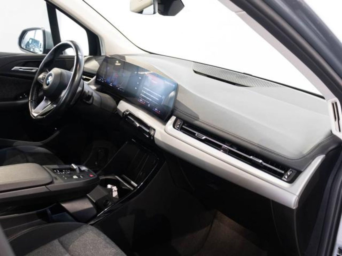 BMW Serie 2 Active Tourer 218d (6)