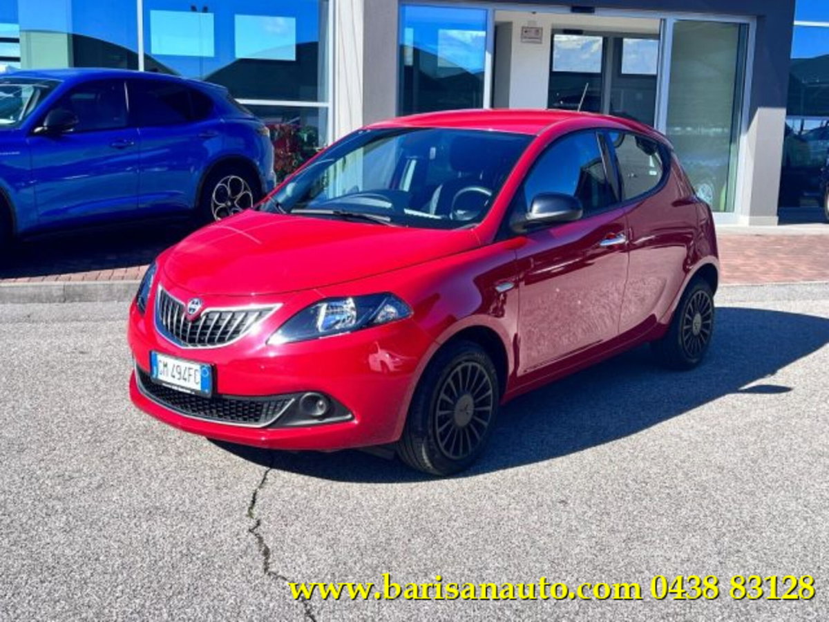 Lancia Ypsilon 1.0 FireFly 5 porte S&S Hybrid Silver Plus