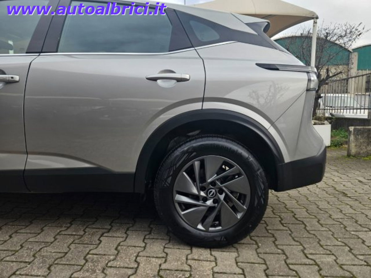 Nissan Qashqai 1.3 mhev Acenta 2wd 140cv (12)