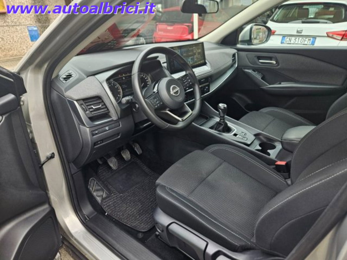 Nissan Qashqai 1.3 mhev Acenta 2wd 140cv (15)