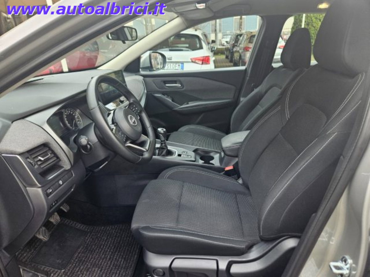 Nissan Qashqai 1.3 mhev Acenta 2wd 140cv (16)