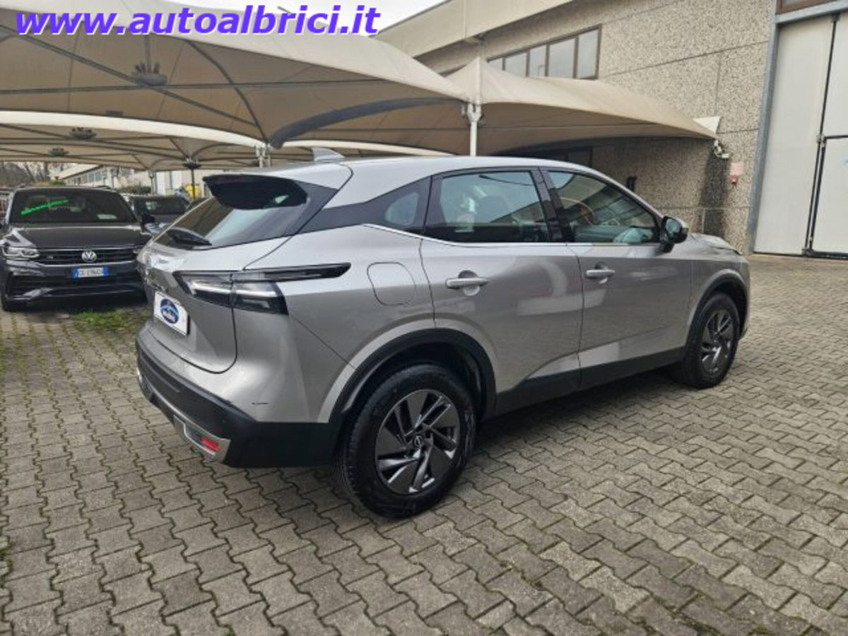 Nissan Qashqai 1.3 mhev Acenta 2wd 140cv (6)