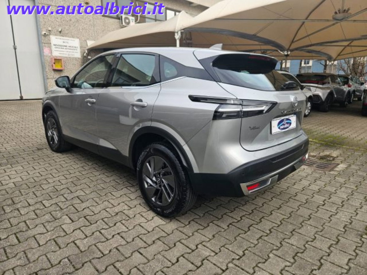 Nissan Qashqai 1.3 mhev Acenta 2wd 140cv (8)
