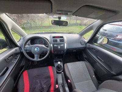 Fiat Sedici 1.9 MJT 4x4 Emotion (11)