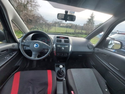 Fiat Sedici 1.9 MJT 4x4 Emotion (7)