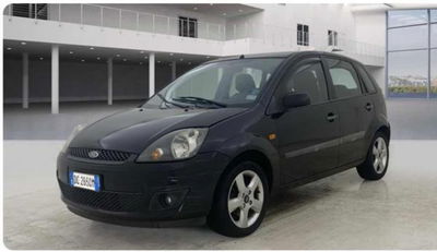 Ford Fiesta 1.4 TDCi 5p. Ghia usata
