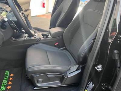 Jaguar E-Pace 2.0D I4 163 CV AWD Auto R-Dynamic Black (9)