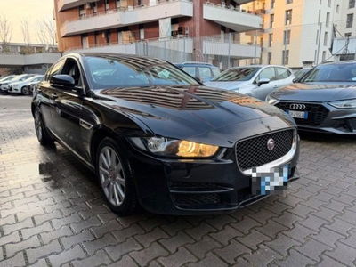 Jaguar XE 2.0 D 180 CV aut. Prestige usata