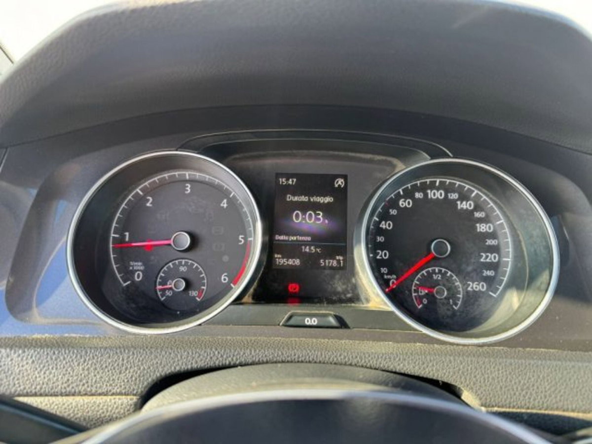 Volkswagen Golf 1.6 TDI 110 CV 5p. Comfortline BlueMotion (14)