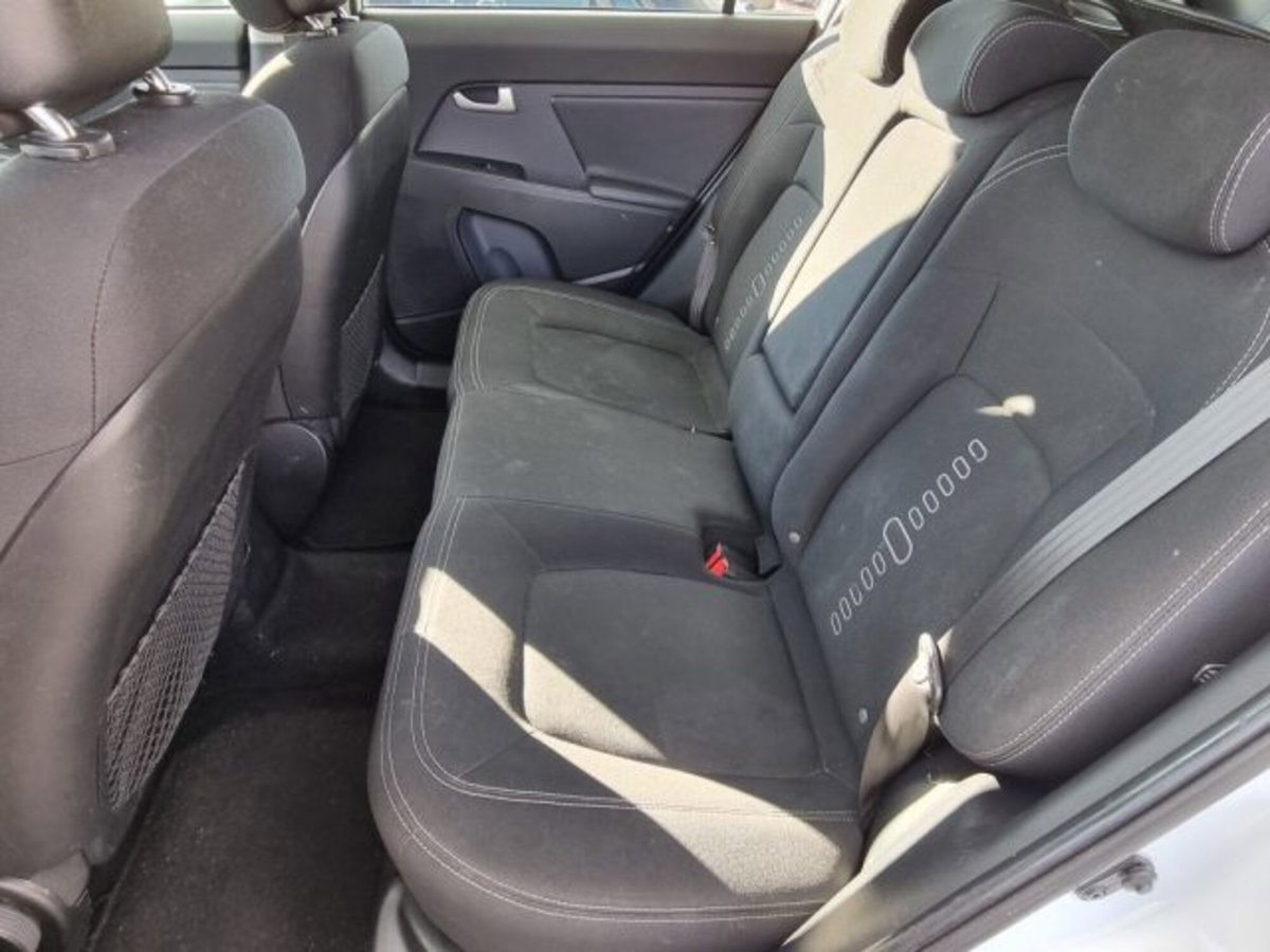 Kia Sportage 1.7 CRDI VGT 2WD Cool (11)