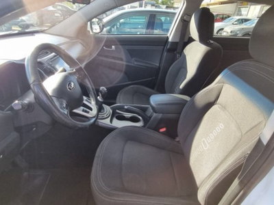 Kia Sportage 1.7 CRDI VGT 2WD Cool (9)