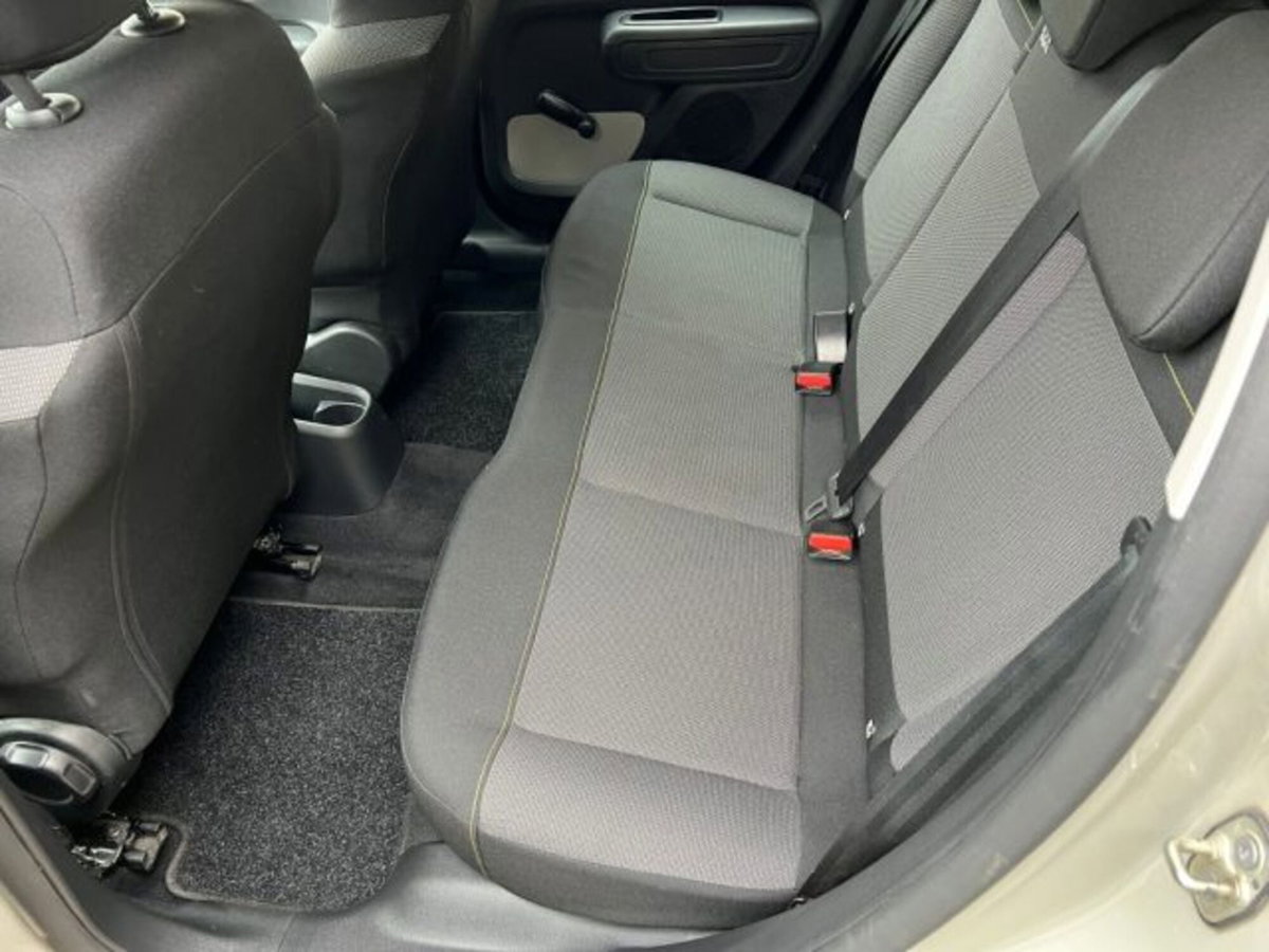 Citroen C3 BlueHDi 100 S&S C-Series (18)