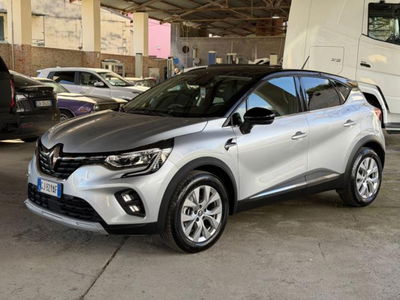 Renault Captur Plug-in Hybrid E-Tech 160 CV Intens usata