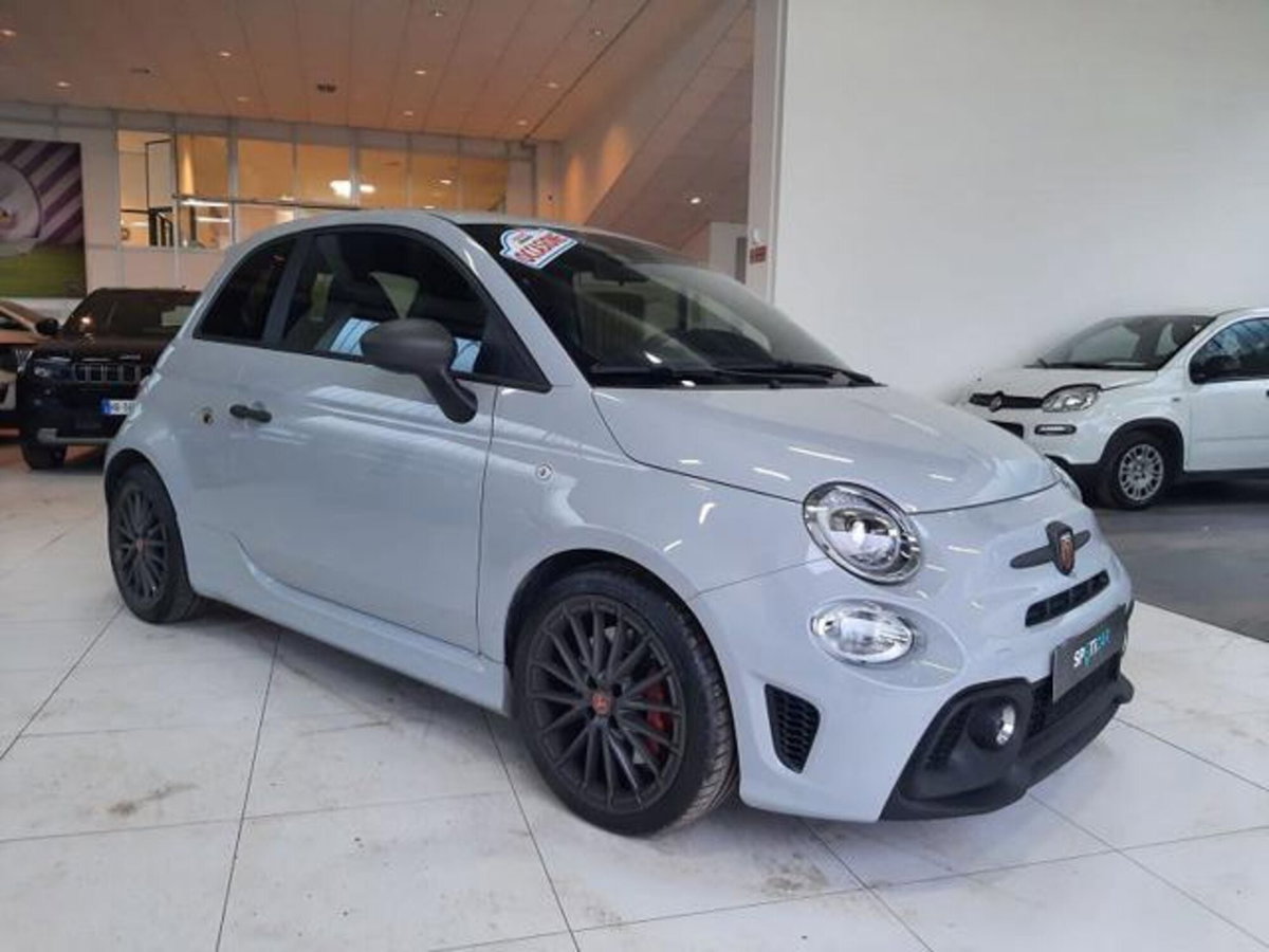 Abarth 695 695 1.4 Turbo T-Jet 180 CV Tributo 131 Rally (3)