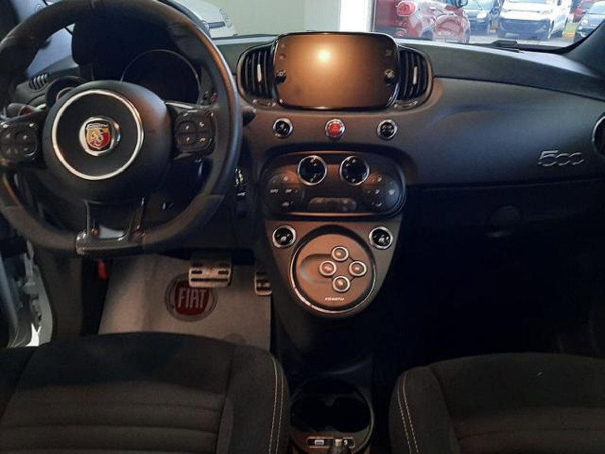 Abarth 695 695 1.4 Turbo T-Jet 180 CV Tributo 131 Rally (7)