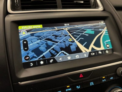 Jaguar E-Pace 2.0D 150 CV R-Dynamic (15)