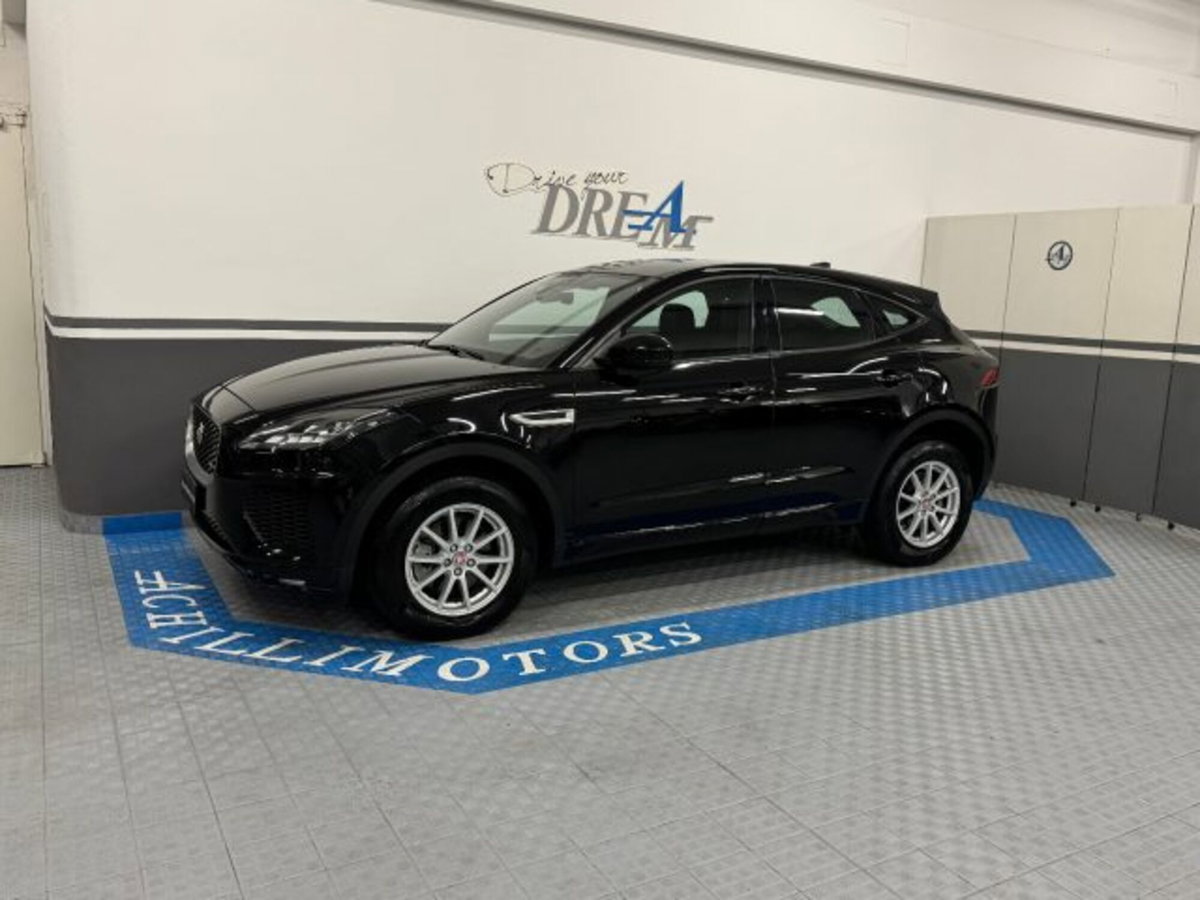 Jaguar E-Pace 2.0D 150 CV R-Dynamic (2)