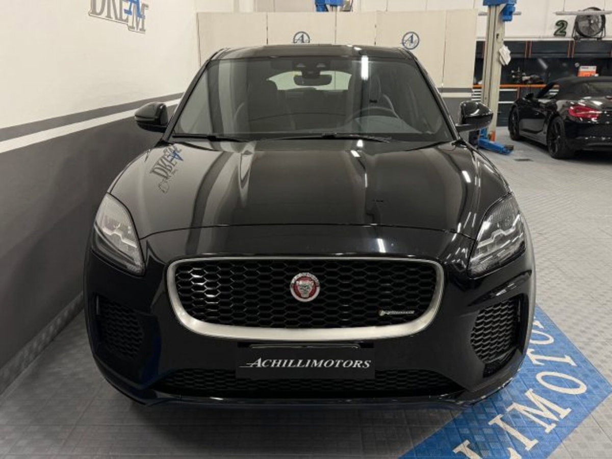 Jaguar E-Pace 2.0D 150 CV R-Dynamic (4)
