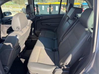 Opel Zafira 1.8 16V VVT Cosmo (10)