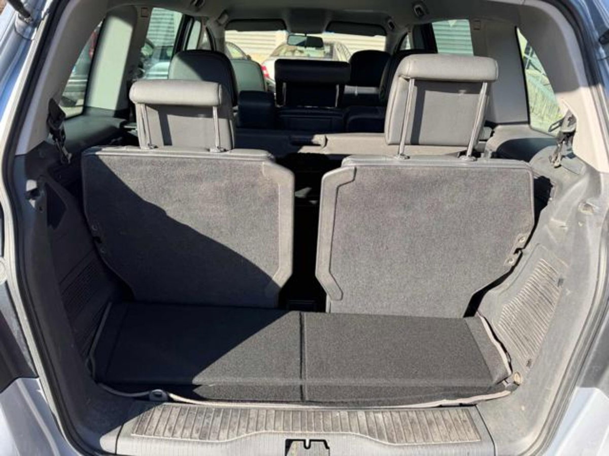 Opel Zafira 1.8 16V VVT Cosmo (13)