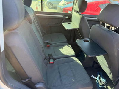 Volkswagen Touran 16V TDI Highline (10)
