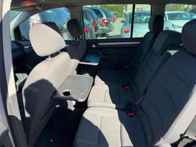Volkswagen Touran 16V TDI Highline (7)