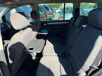 Volkswagen Touran 16V TDI Highline (8)