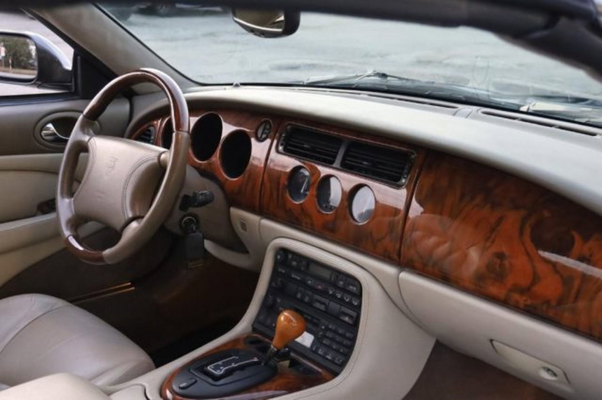 Jaguar XK8 4.0 Convertibile (17)