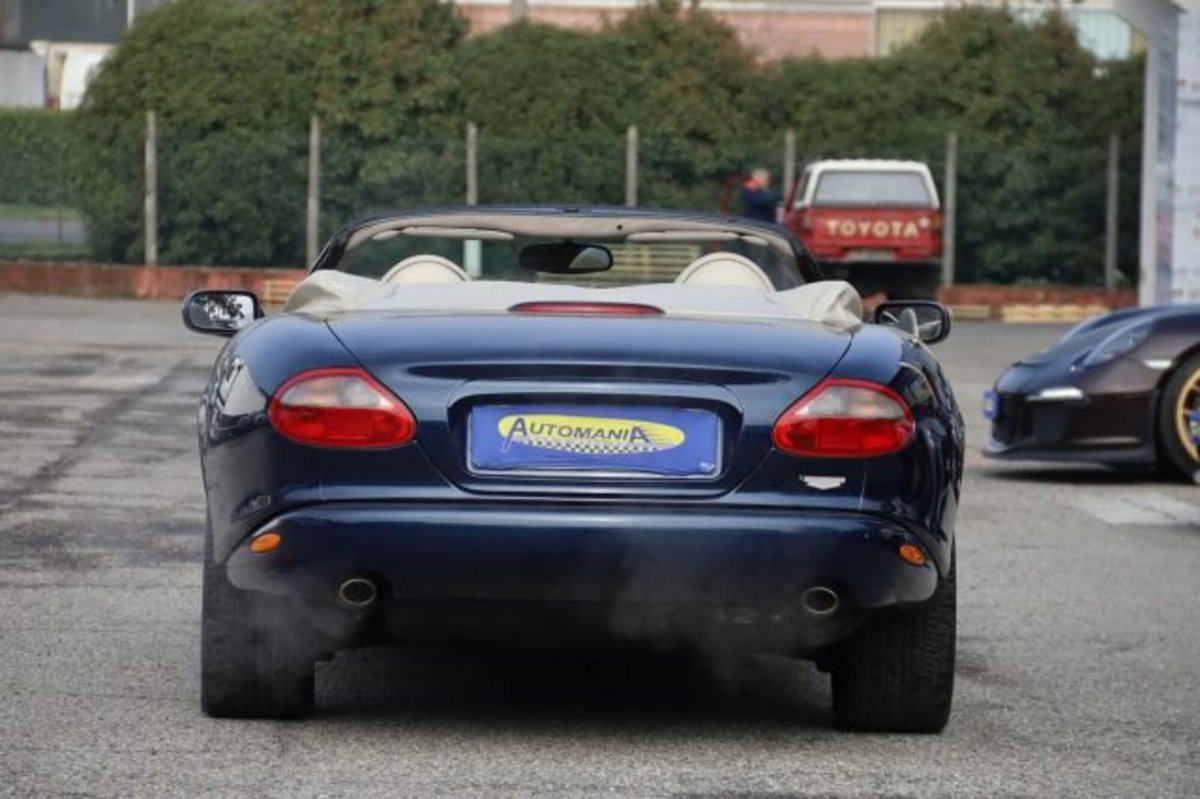 Jaguar XK8 4.0 Convertibile (6)