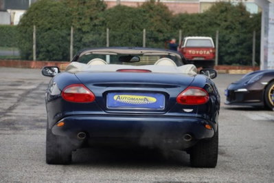 Jaguar XK8 4.0 Convertibile (6)