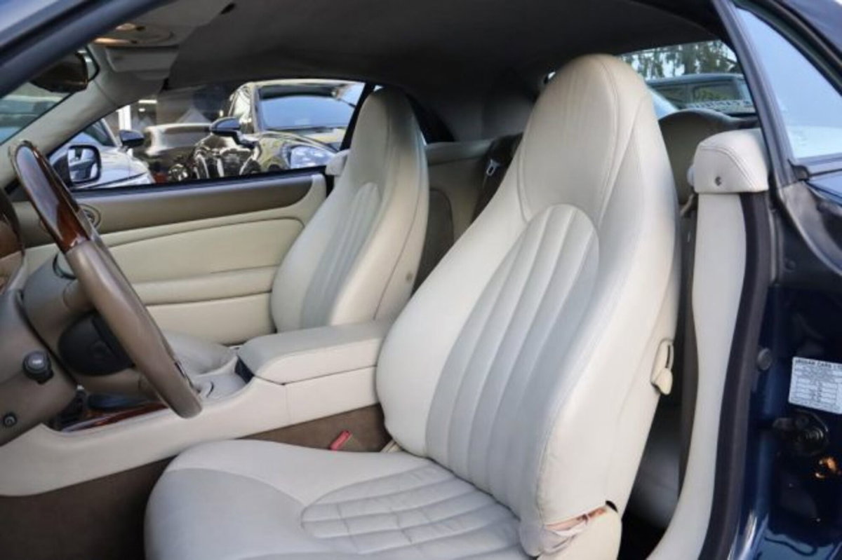 Jaguar XK8 4.0 Convertibile (12)