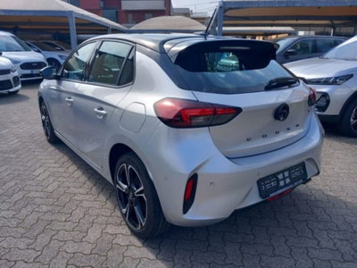 Opel Corsa 1.2 hybrid GS 100cv dct6 (2)