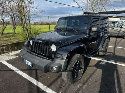 Jeep Wrangler 2.8 CRD DPF Sahara Auto usata