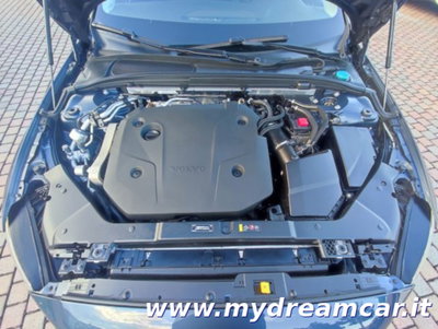 Volvo V60 B4 Geartronic Momentum Business Pro (11)
