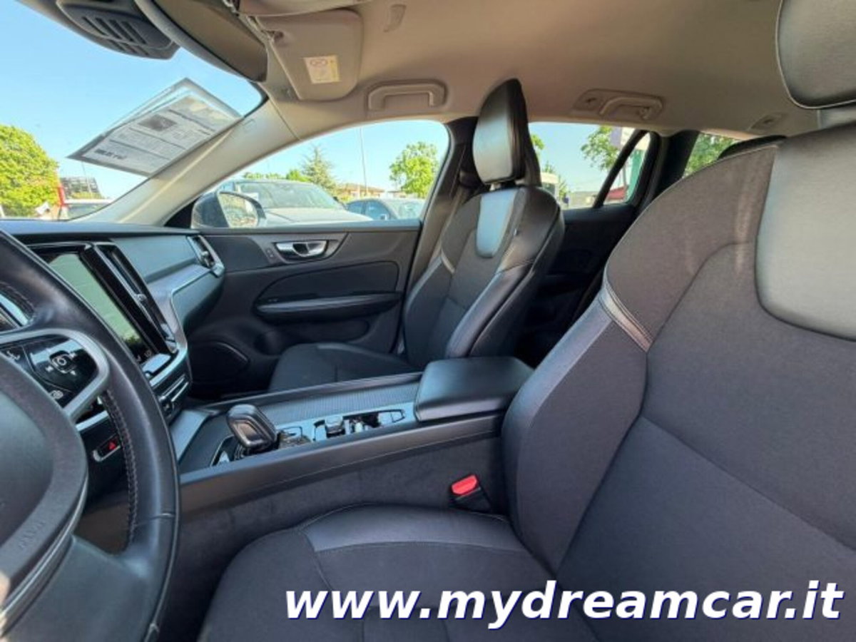 Volvo V60 B4 Geartronic Momentum Business Pro (12)