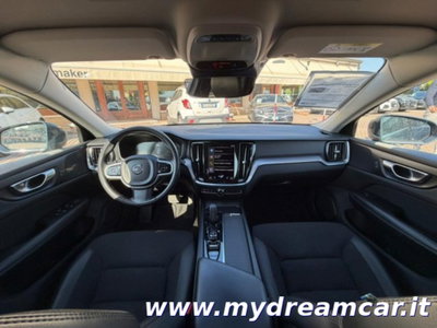 Volvo V60 B4 Geartronic Momentum Business Pro (13)