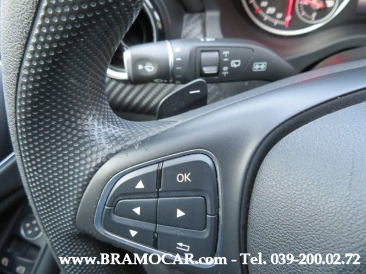 Mercedes-Benz GLA SUV 180 d Automatic Sport (17)