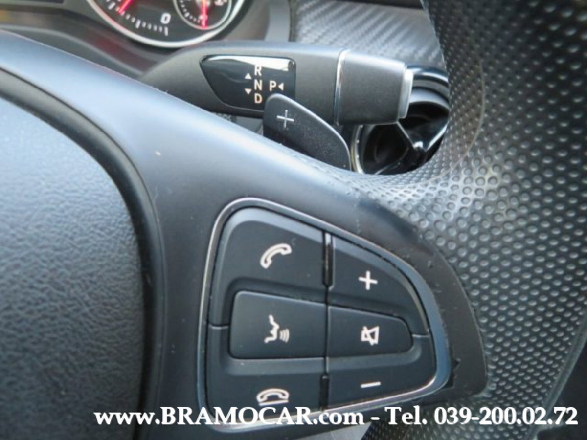 Mercedes-Benz GLA SUV 180 d Automatic Sport (18)
