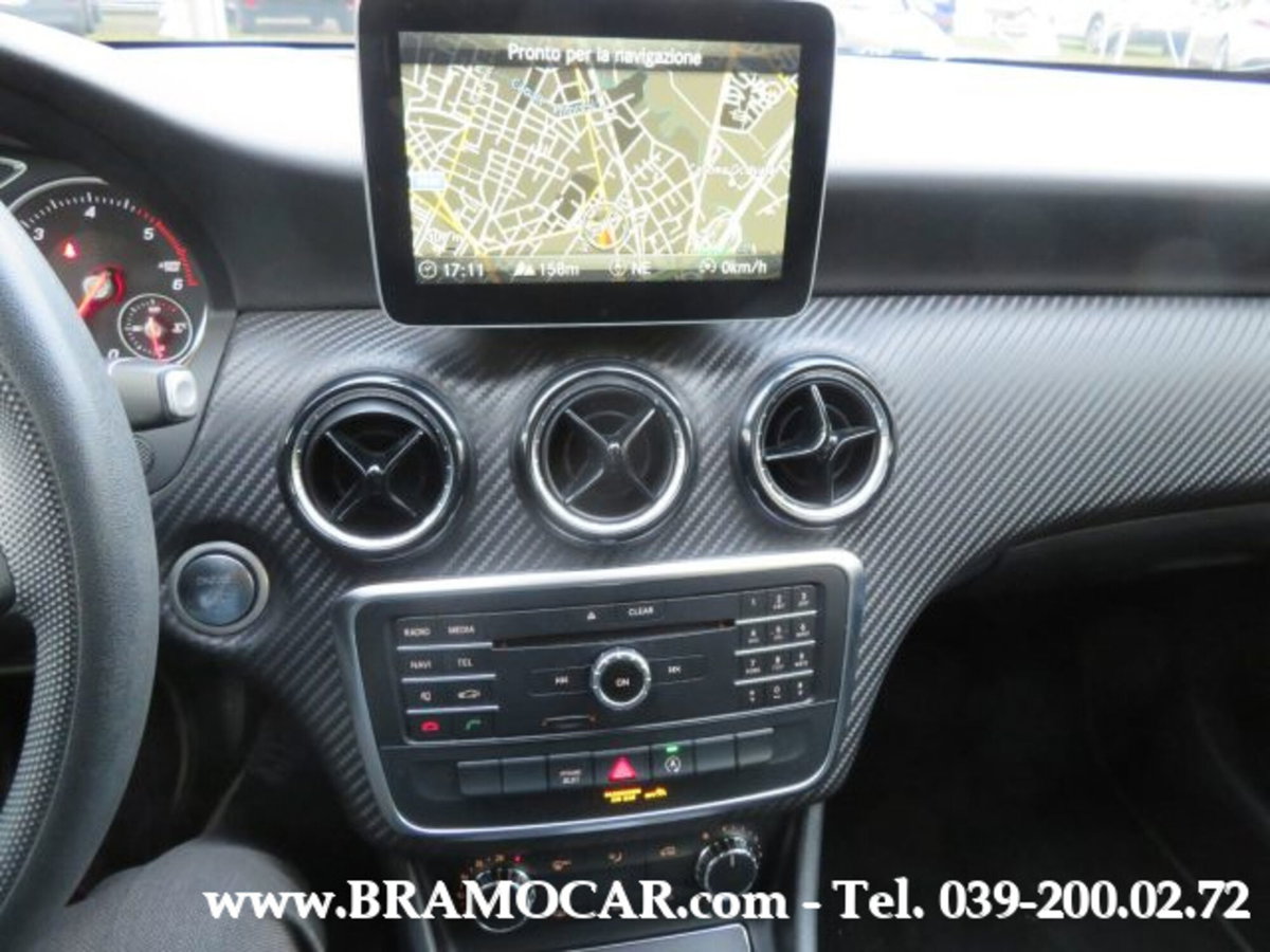 Mercedes-Benz GLA SUV 180 d Automatic Sport (19)
