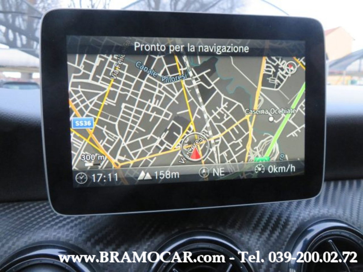 Mercedes-Benz GLA SUV 180 d Automatic Sport (20)