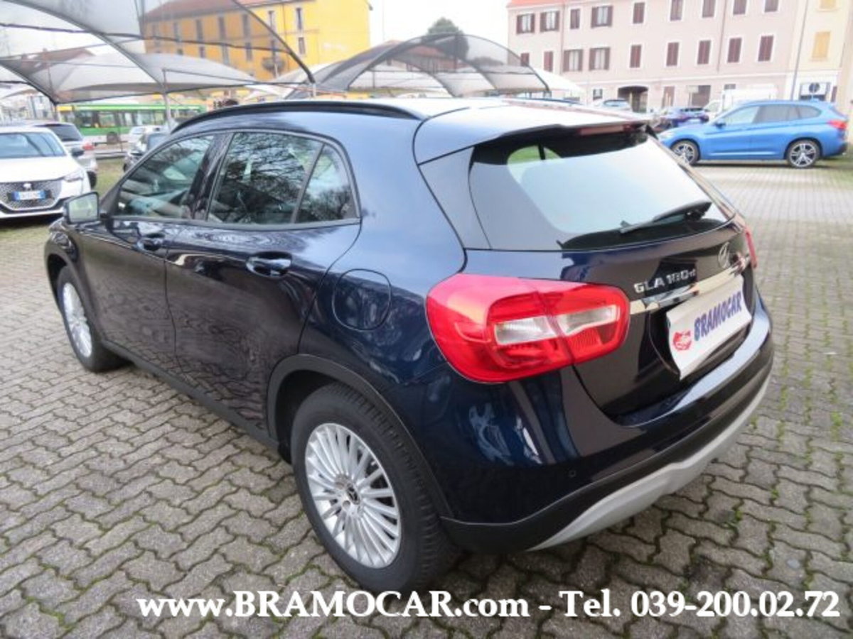Mercedes-Benz GLA SUV 180 d Automatic Sport (8)