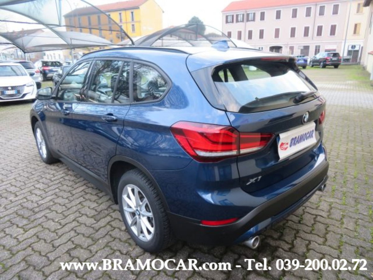 BMW X1 sDrive20d Business Advantage (8)
