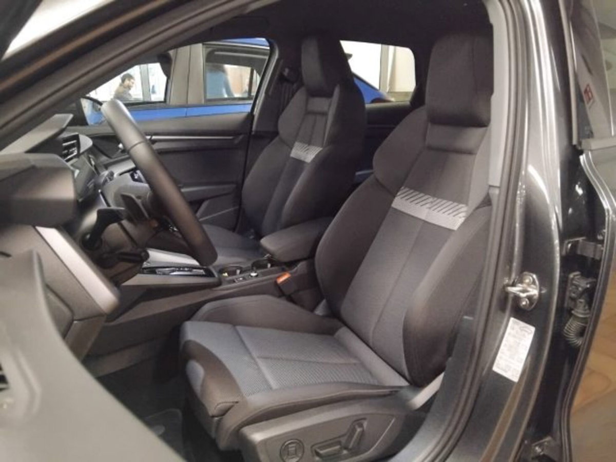 Audi A3 Sportback 35 TDI S tronic S line edition (16)