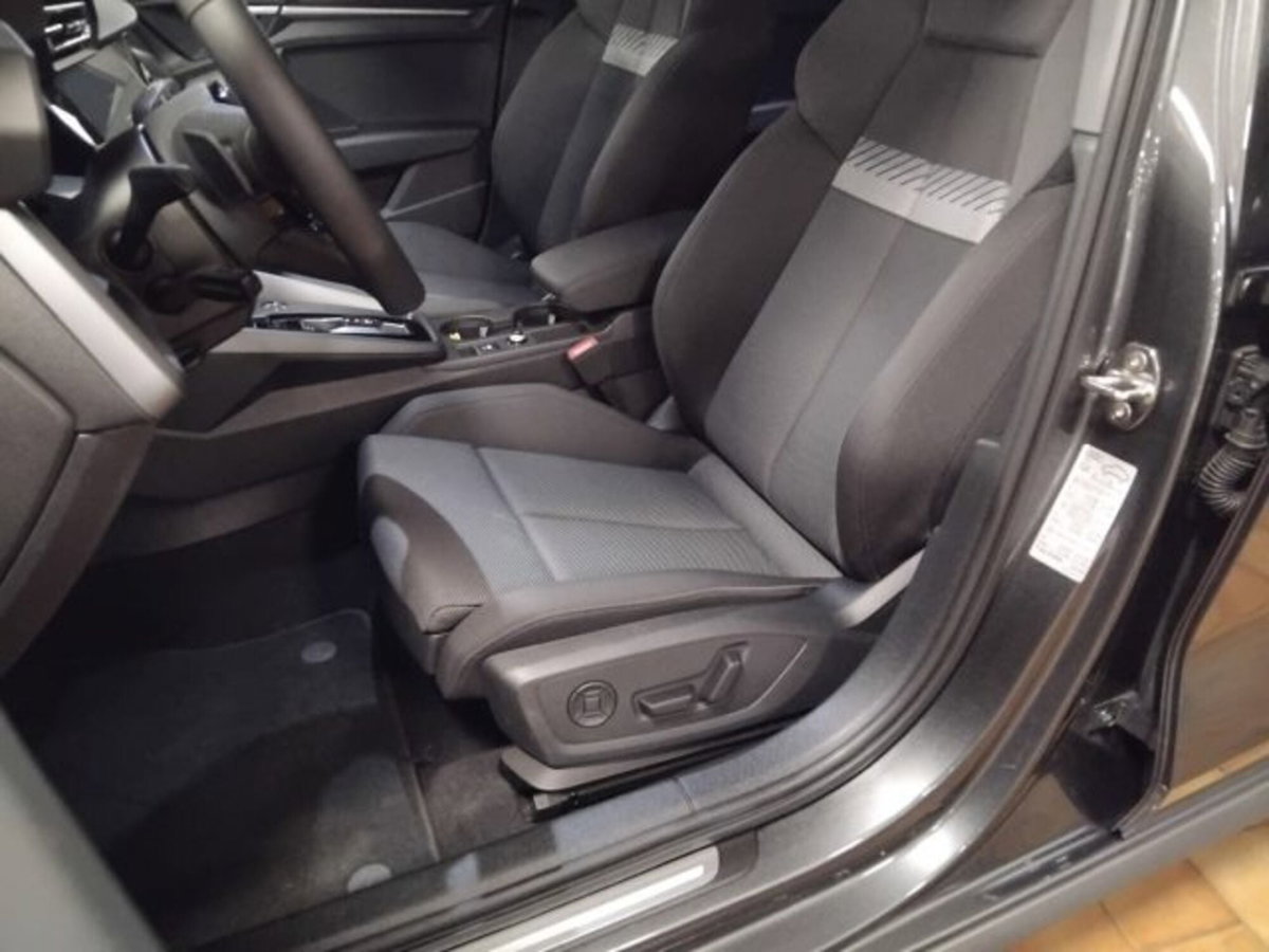 Audi A3 Sportback 35 TDI S tronic S line edition (17)