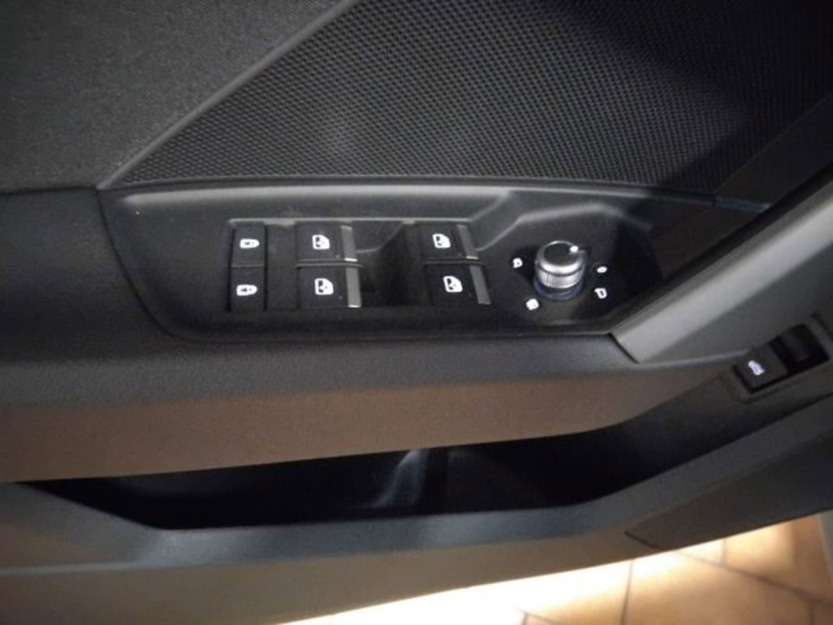 Audi A3 Sportback 35 TDI S tronic S line edition (18)