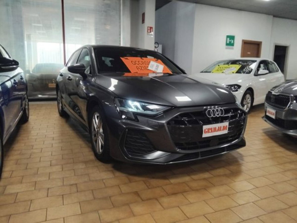 Audi A3 Sportback 35 TDI S tronic S line edition (2)