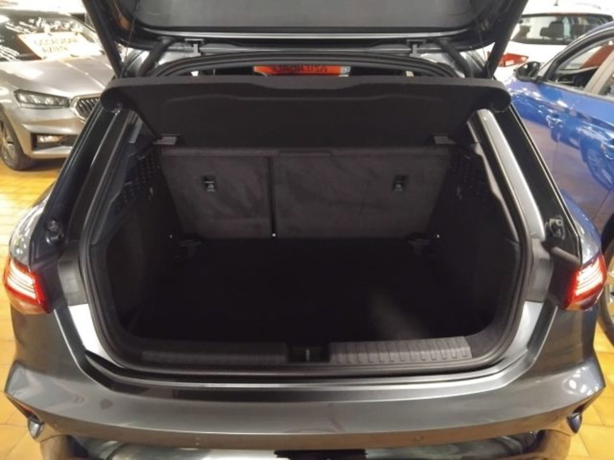 Audi A3 Sportback 35 TDI S tronic S line edition (9)