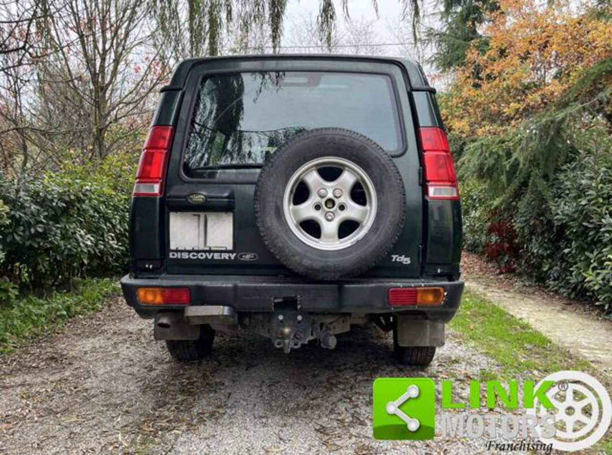 Land Rover Discovery 2.5 Td5 5 porte Vogue (2)
